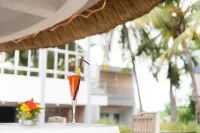 La Tonnelle Guest House - bar