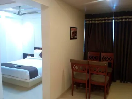 Hotel Maval Grand Отели в г. Талегаон Дабхейд