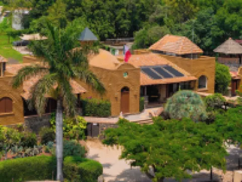 ホスタル デ ラ ルス テポストランのホテル