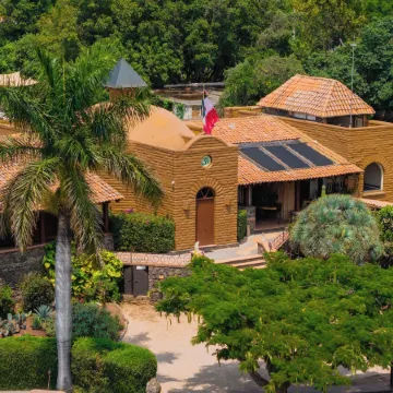 Hostal de la Luz - Spa Holistic Resort