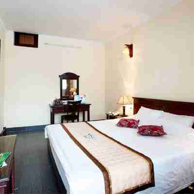 Hai Au Hotel Rooms