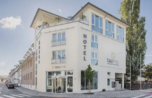 布賴斯高市道家風水酒店