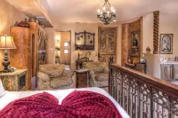 Adobe Grand Villas - balcony