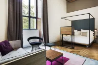 One Shot Tabakalera House - Bathtub