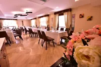 Palazzo Rosenthal Vesuview Hotel & Resort