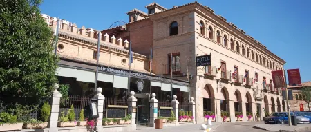 Hotel Maria Cristina Отели рядом со станцией Toledo′S Train Station