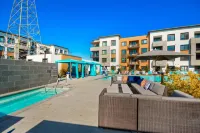 Bluebird Suites Near Facebook HQ - Pools