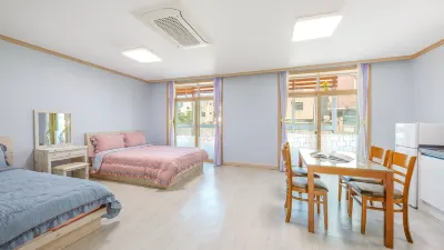Goseong Gamnamu Pension Các khách sạn gần Bãi biển Bongpo
