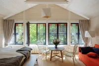 Villa Santa Hotels in Karli