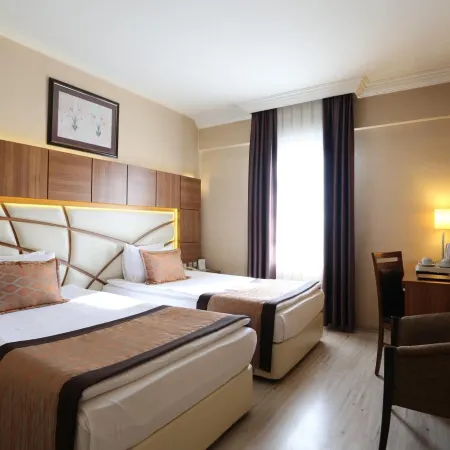 Rumi Hotel
