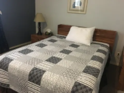 The Cosmopolitan Hotel Hotels in Crowsnest Pass