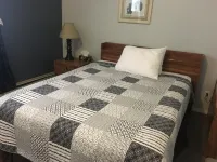 The Cosmopolitan Hotel Hotels in Coleman