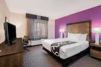 La Quinta Inn & Suites by Wyndham Baltimore BWI Airport Hotels in Anne Arundel County