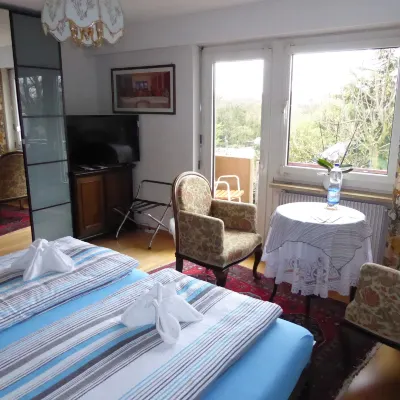 B&B Pappelweg - 2 Отели рядом с достопримечательностью «Стадион «Санкт-Якоб Парк»»