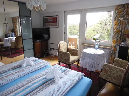 B&B Pappelweg - 2 Отели в г. Муттенц