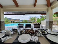 Rsam Beach Resort by Cocotel - breakfast