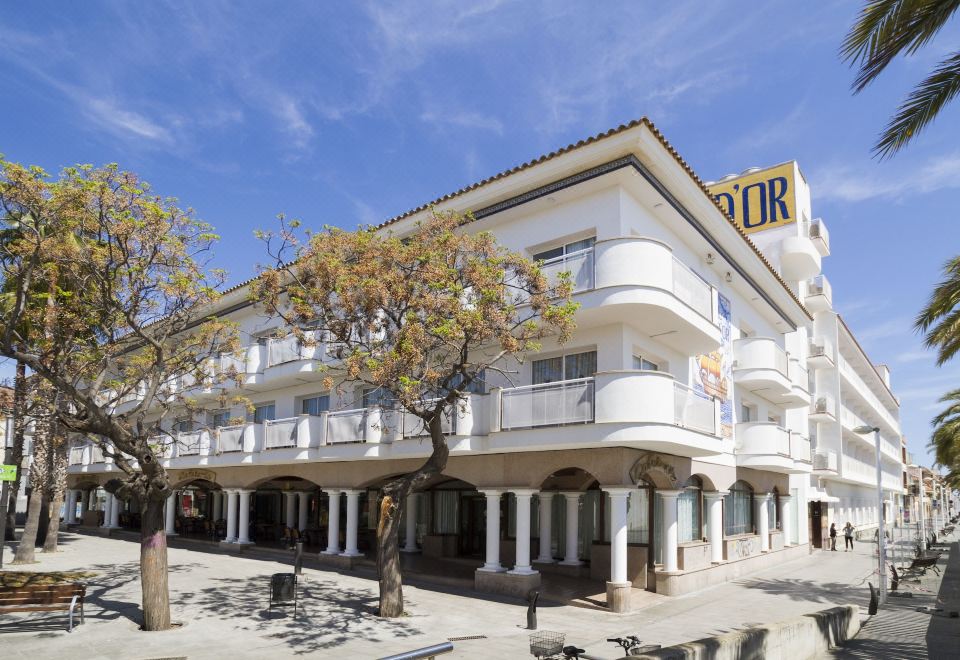 hotel overview picture