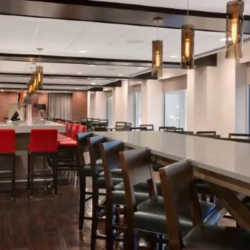 Wyndham Boston Beacon Hill Отели рядом с достопримечательностью «Бостон Коммон Парк»