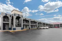 Southern Inn - parking