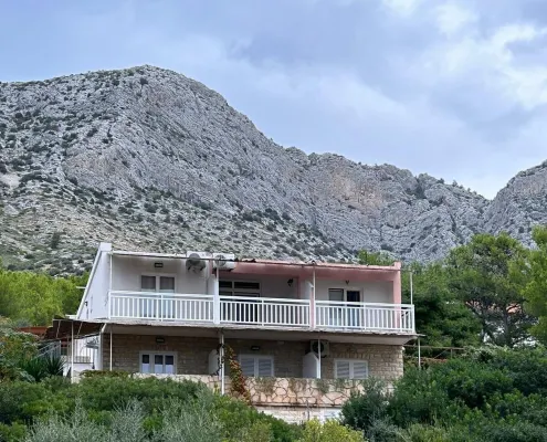 Apartment Luka Hotels in Jelsa
