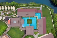 Radisson Blu Plaza Resort and Spa Karjat