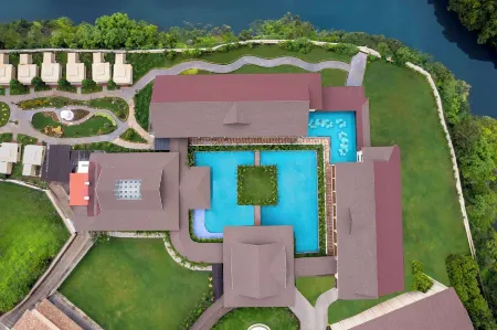 Radisson Blu Plaza Resort and Spa Karjat