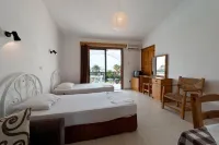 Bare Hill Holiday Village Hotels in Karavas