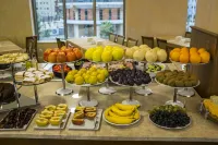 Colosseum Marina Hotel