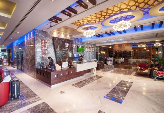 로즈 파크 호텔 알 바르샤