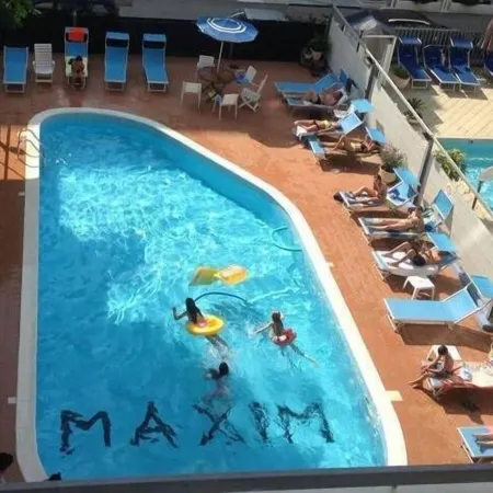 Hotel Marea Con Piscina Nuova Gestione