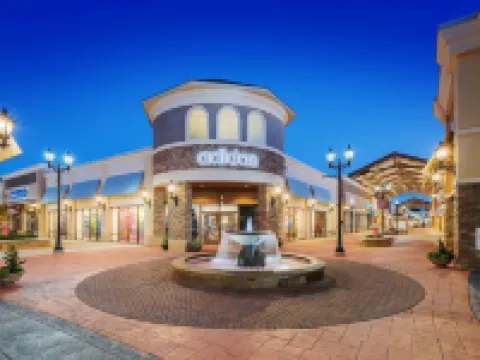 Hampton Inn Charlotte-Belmont @ Montcross Hotels in Gaston County