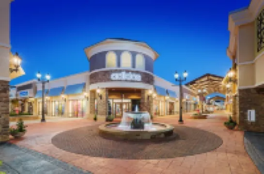 夏洛特貝爾蒙特@蒙克羅斯歡朋酒店 貝爾蒙特酒店