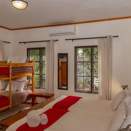 10 Alexander B&B