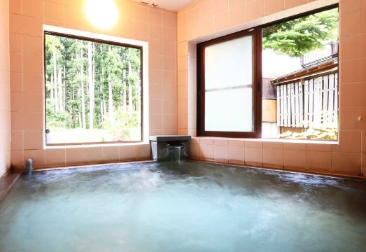 유노사토의 깔끔한 객실 내부