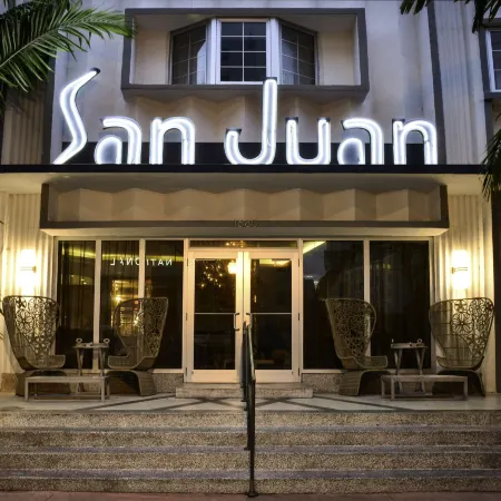 San Juan Hotel Miami Beach Отели рядом с достопримечательностью «Экскурсии по Майами на автобусе-амфибии»