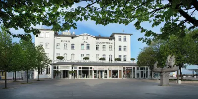 Hotel Am Leuchtturm Отели в г. Варнемюнде