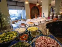 Hotel Araiza Mexicali - breakfast