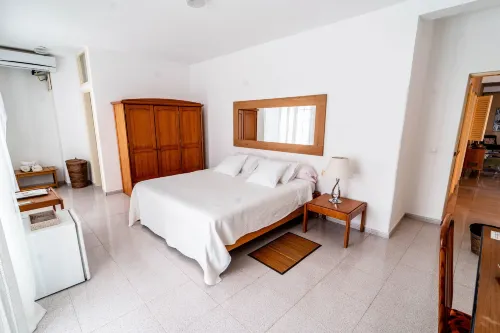 Pousada Praia Maria Hotels in Praia