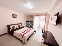 Home Sweet Home Place Hoteles en Mueang Lop Buri District