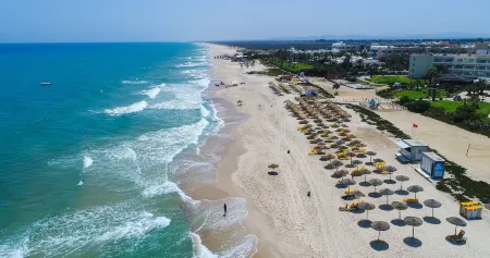 Medina Belisaire and Thalasso