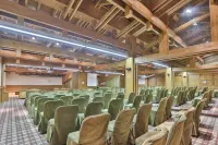 Pirin Golf Hotel & Spa Hotels in Razlog