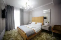 Royal Class Hotel