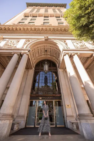 Millennium Biltmore Los Angeles Отели рядом с достопримечательностью «Южный Лос-Анджелес»