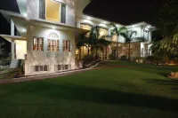 Barwara Kothi Hotels in Adarsh Nagar