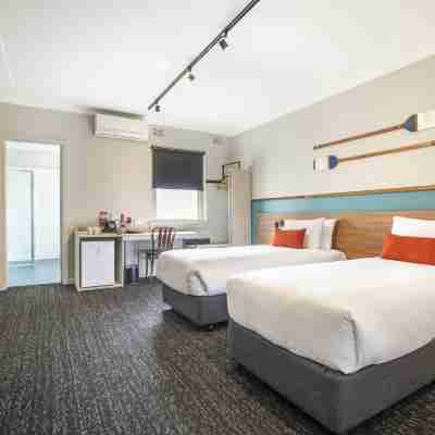 Nightcap at Ocean Beach Hotel Rooms