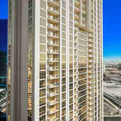 StripViewSuites at Signature Hotel Exterior
