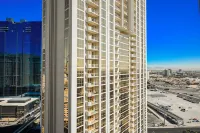 StripViewSuites at Signature Hotels in 