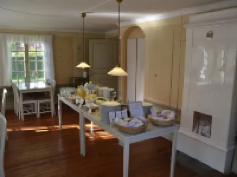 Hotell Dahlströmska gården Hotels in Vadstena