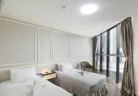 Luscious Hotel