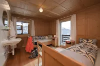 Hotel Restaurant Capricorns Hotels in Splugen